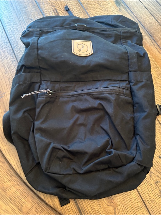 Fjällräven BLACK High Coast 18 Backpack main image 5